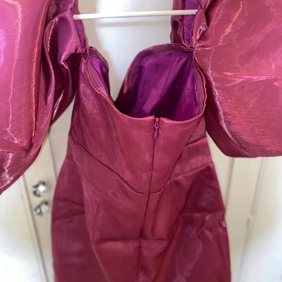 Catwalk Connection Puff Sleeve Mini Dress - Picture 6 of 6